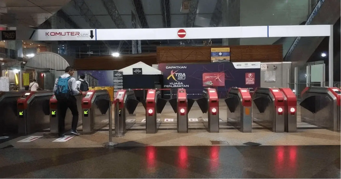 Hvordan administrerer man adgangsautorisation til adgangskontroltændere?