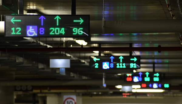 Hvad er baglæns søgesystem?